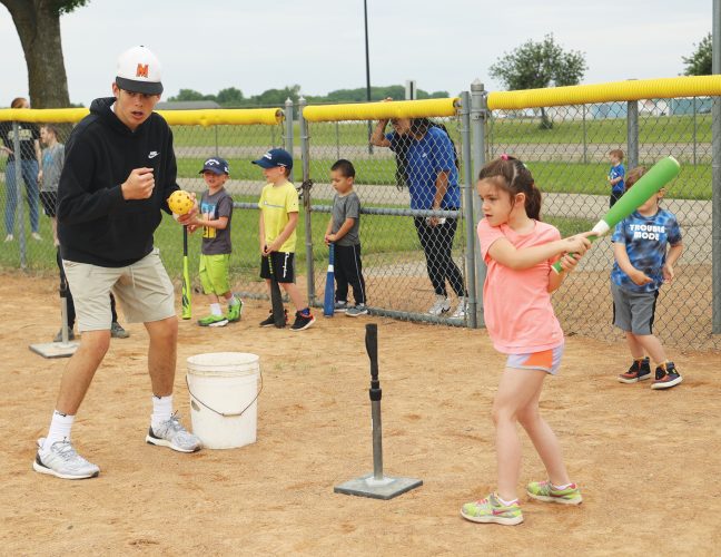 Tball a hit News, Sports, Jobs Marshall Independent